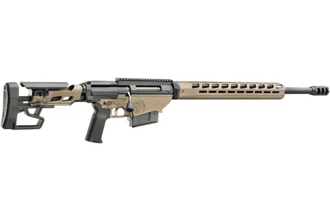 Precyzyjny karabin snajperski Ruger Precision Rifle w kalibrze 338 Lapua, z regulowaną kolbą i chwytem.