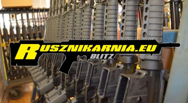 Rusznikarnia.eu Blitz - rząd gotowych karabinów czeka na swoich właścicieli.